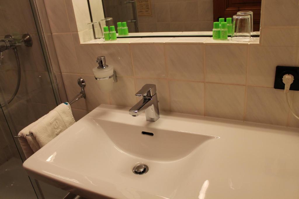 Hotel Hoefler B&B Nuremberg Room photo