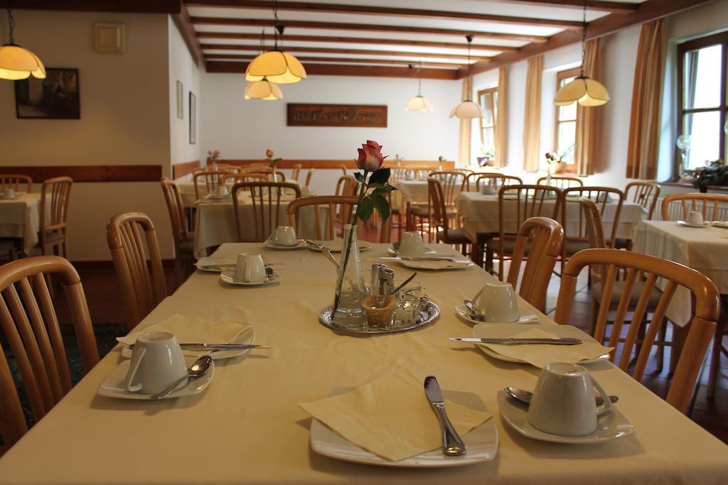 Hotel Hoefler B&B Nuremberg Exterior photo